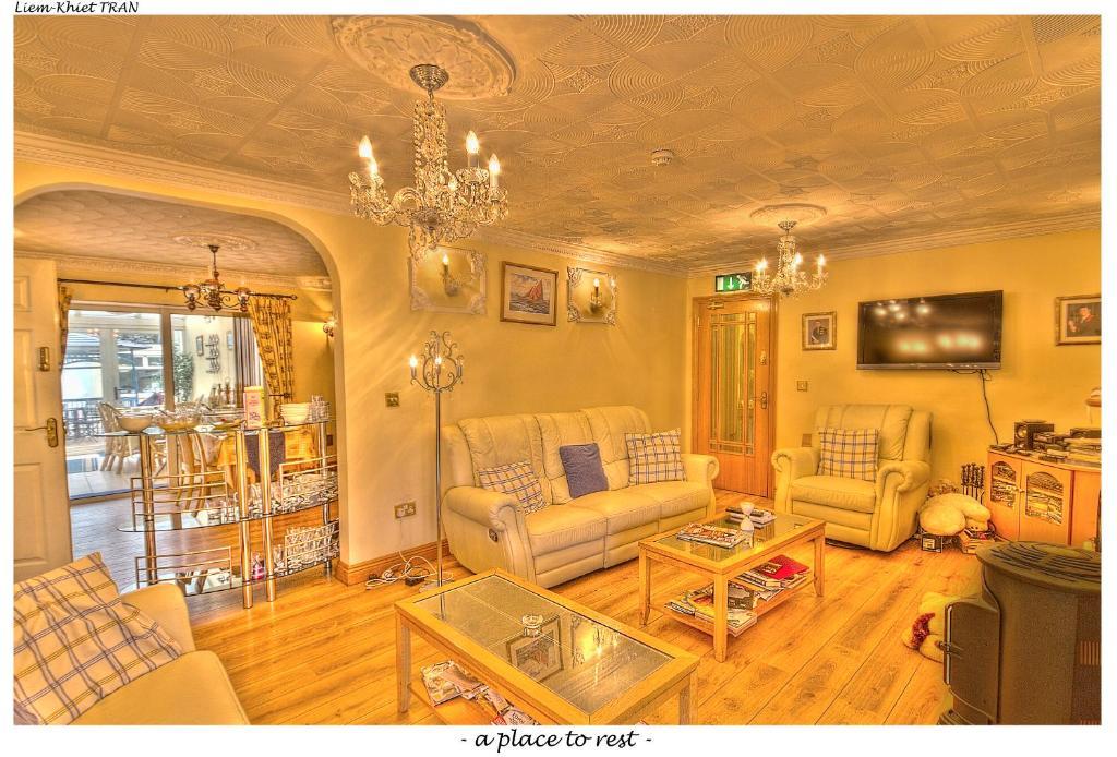 Teach Na Coiribe B&B Castlegar Esterno foto