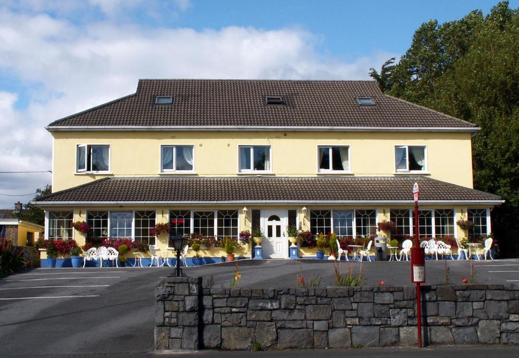 Teach Na Coiribe B&B Castlegar Esterno foto